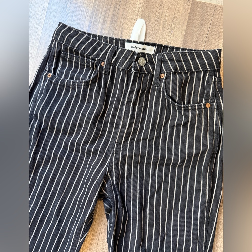 Reformation Georgia, pinstripe, high-rise Black and White Striped High Rise 26 - Picture 2 of 7
